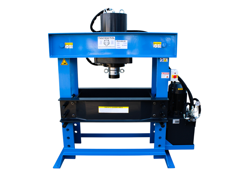 Sonderanfertigung einer WH200S mit Sonderabmessungen – Tigermetal