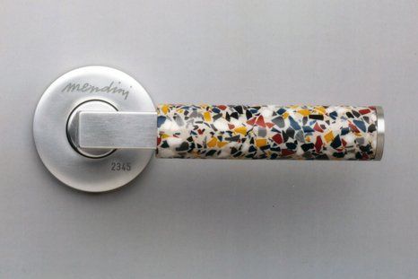 Mendini-Re-Design des Gropius-Drückers Mendini-Re-Design des Gropius-Drückers