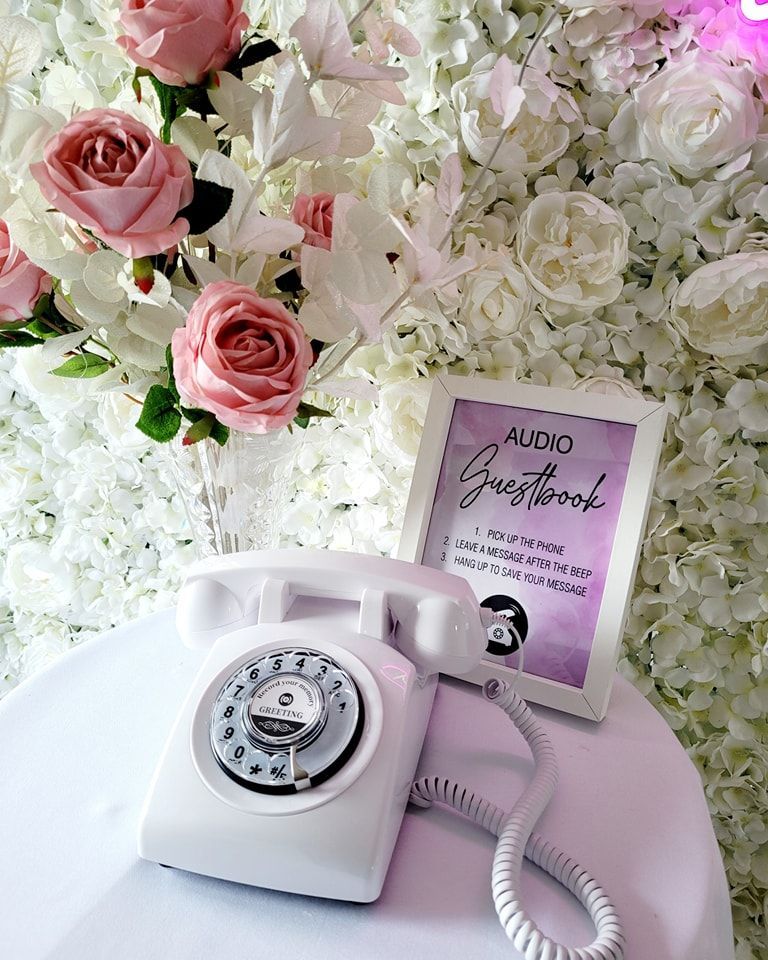 Audio Guestbook with flowers