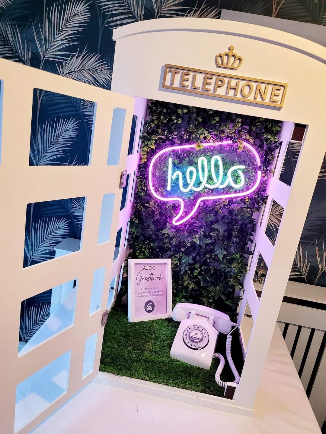 Audio guestbook phone booth