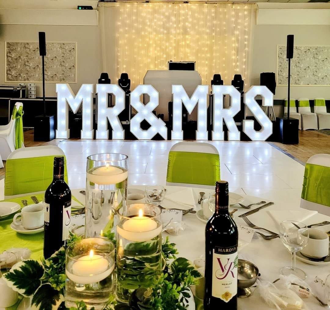 4ft light up Mr & Mrs led letters for weddings.