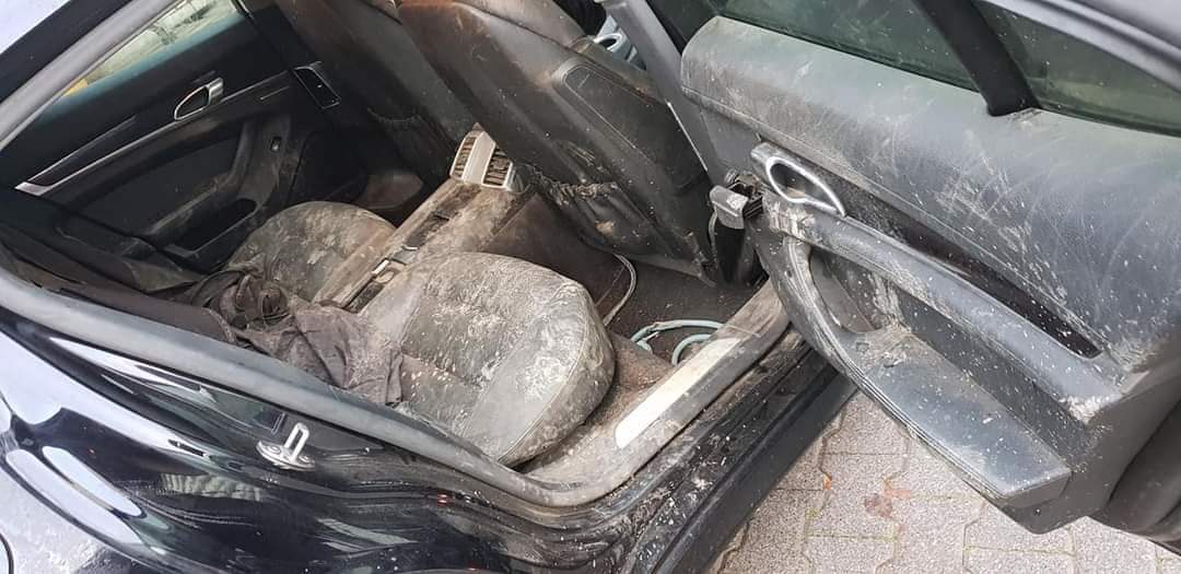 porsche leder schmutzig