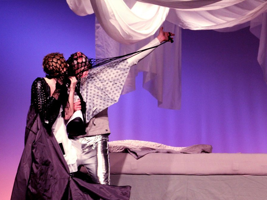 Theater und Workshops für Schulen