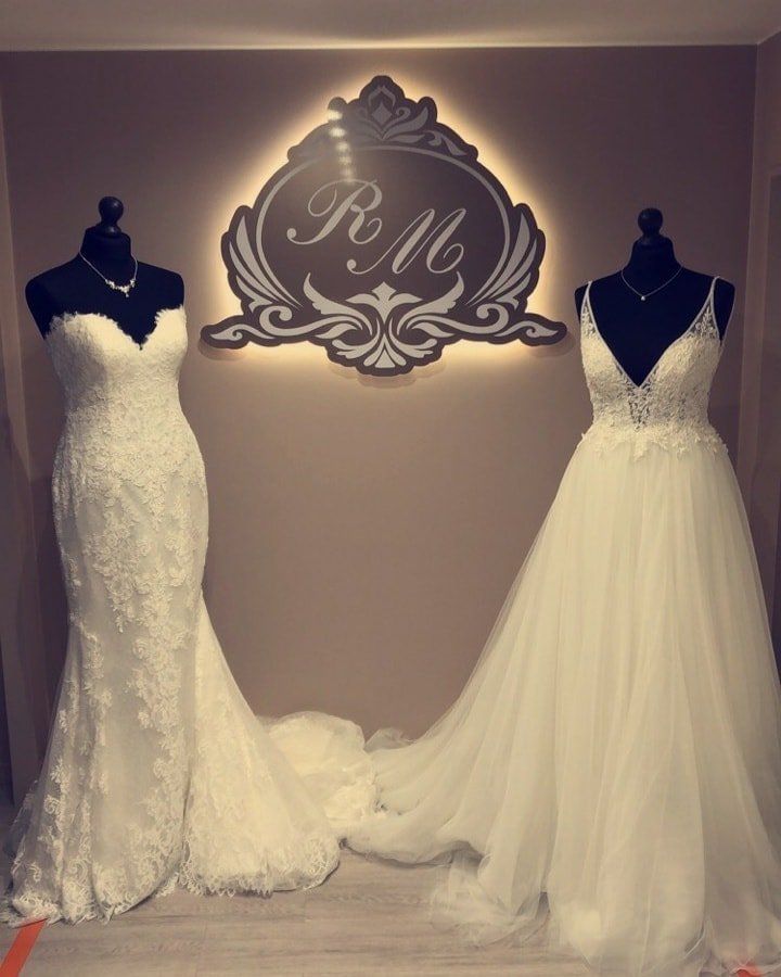 Romance mariage, boutique robe de mariée, boutique costume homme