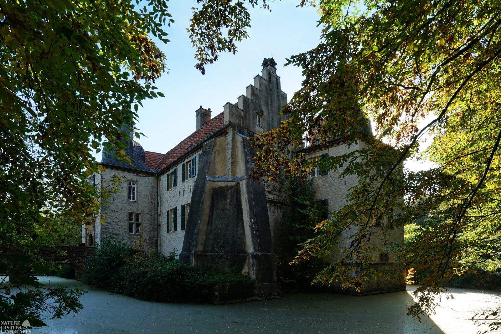 herbst am haus dellwig