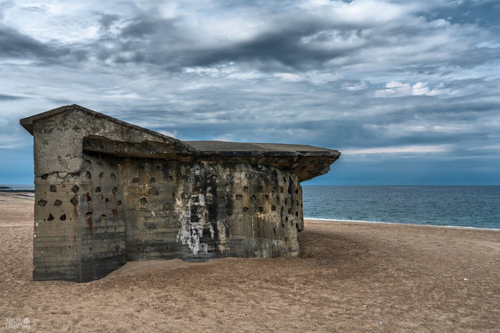 Picture of abandoned bunker in thybroron at denmark