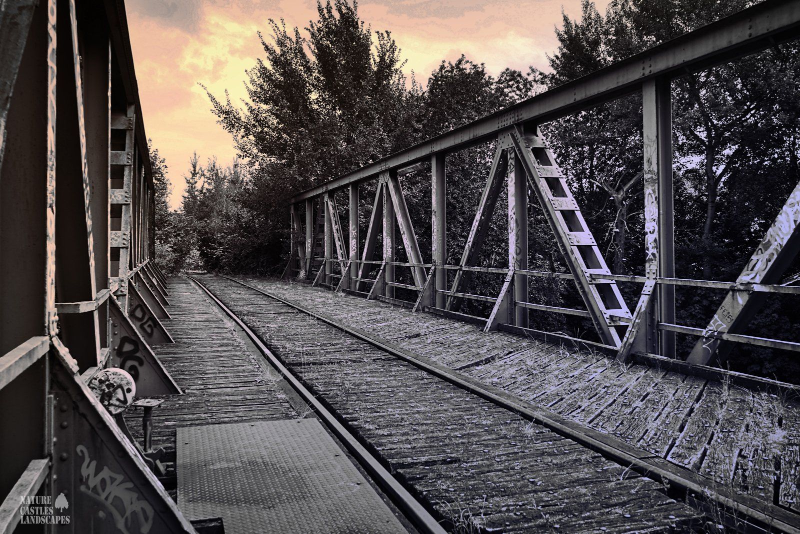 photo editing abandoned places bridge