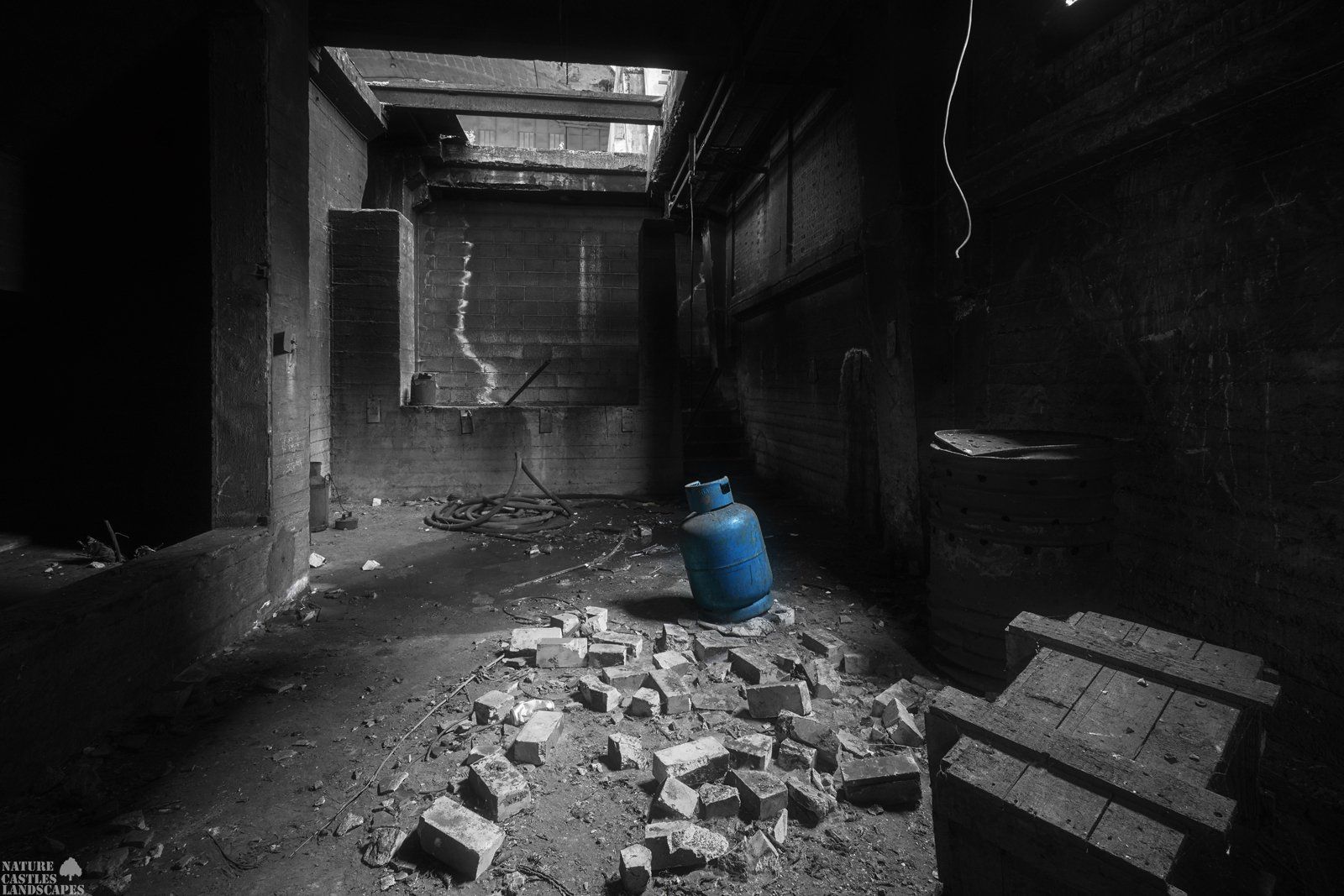 lost place color key gas cylinder