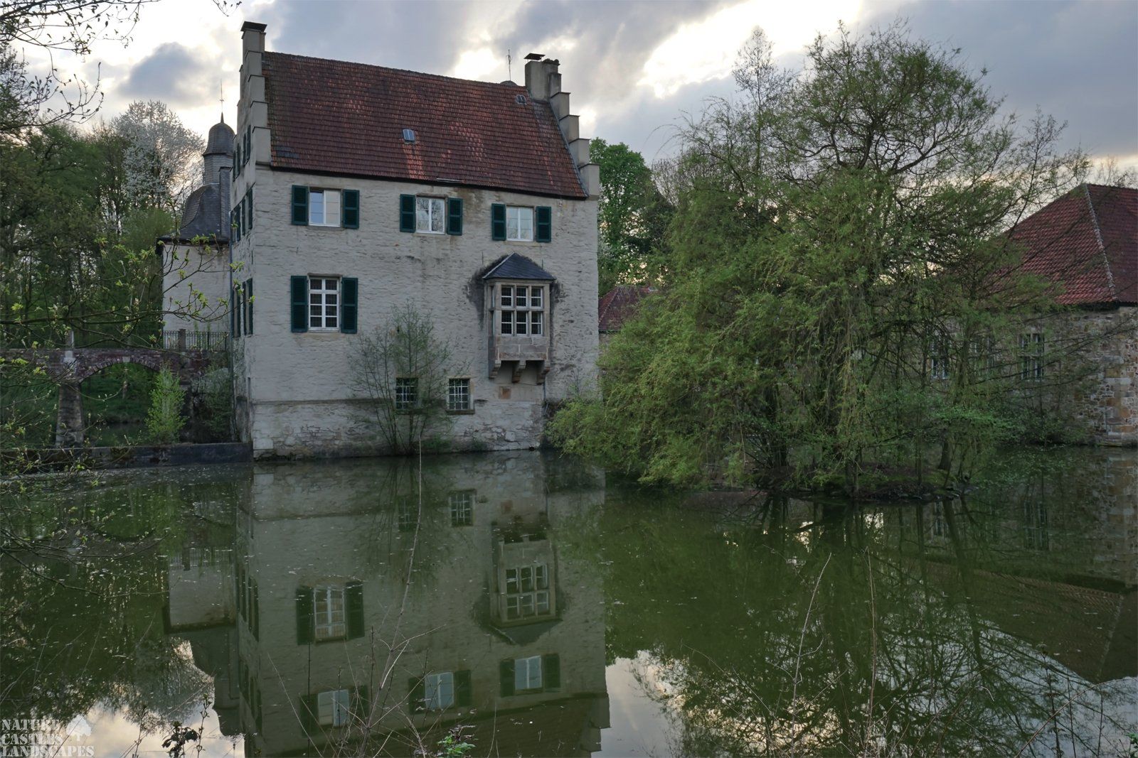 gleich wird es regnen haus dellwig