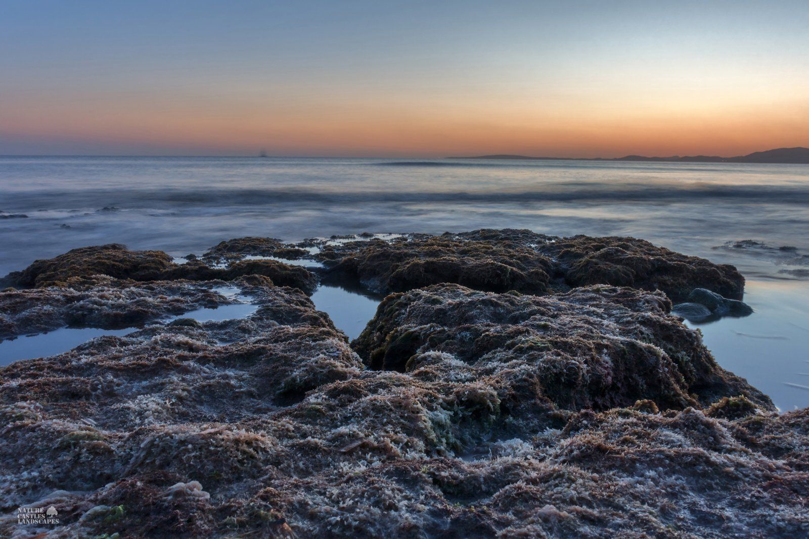 on the small beach in mallorca with neutral density filter picture 13