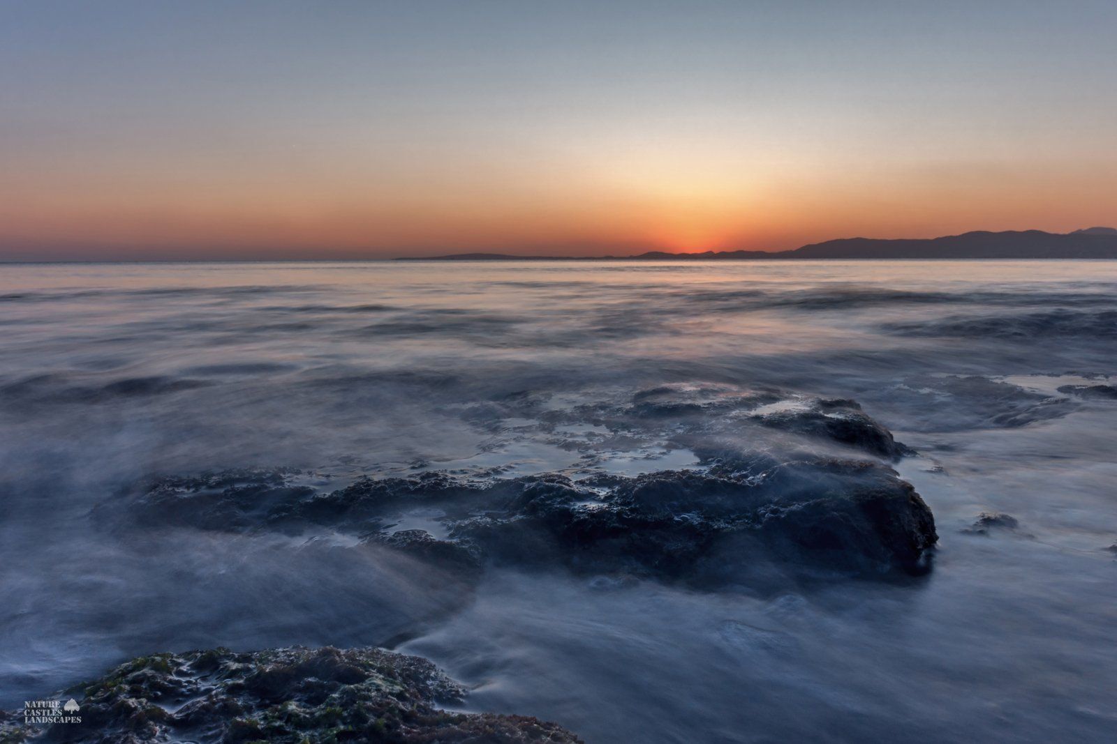 on the small beach in mallorca with neutral density filter picture 6