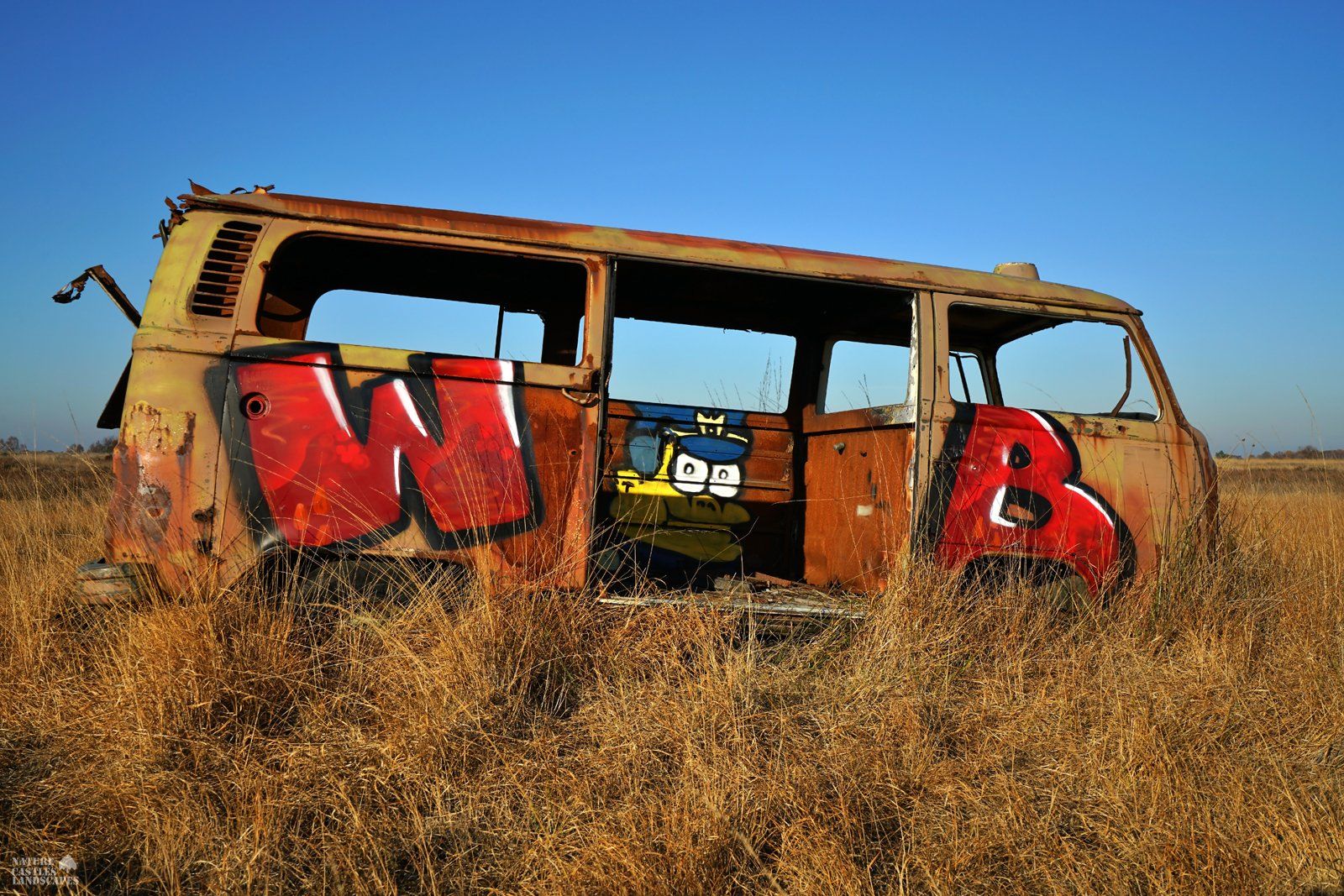 rusty vw bus