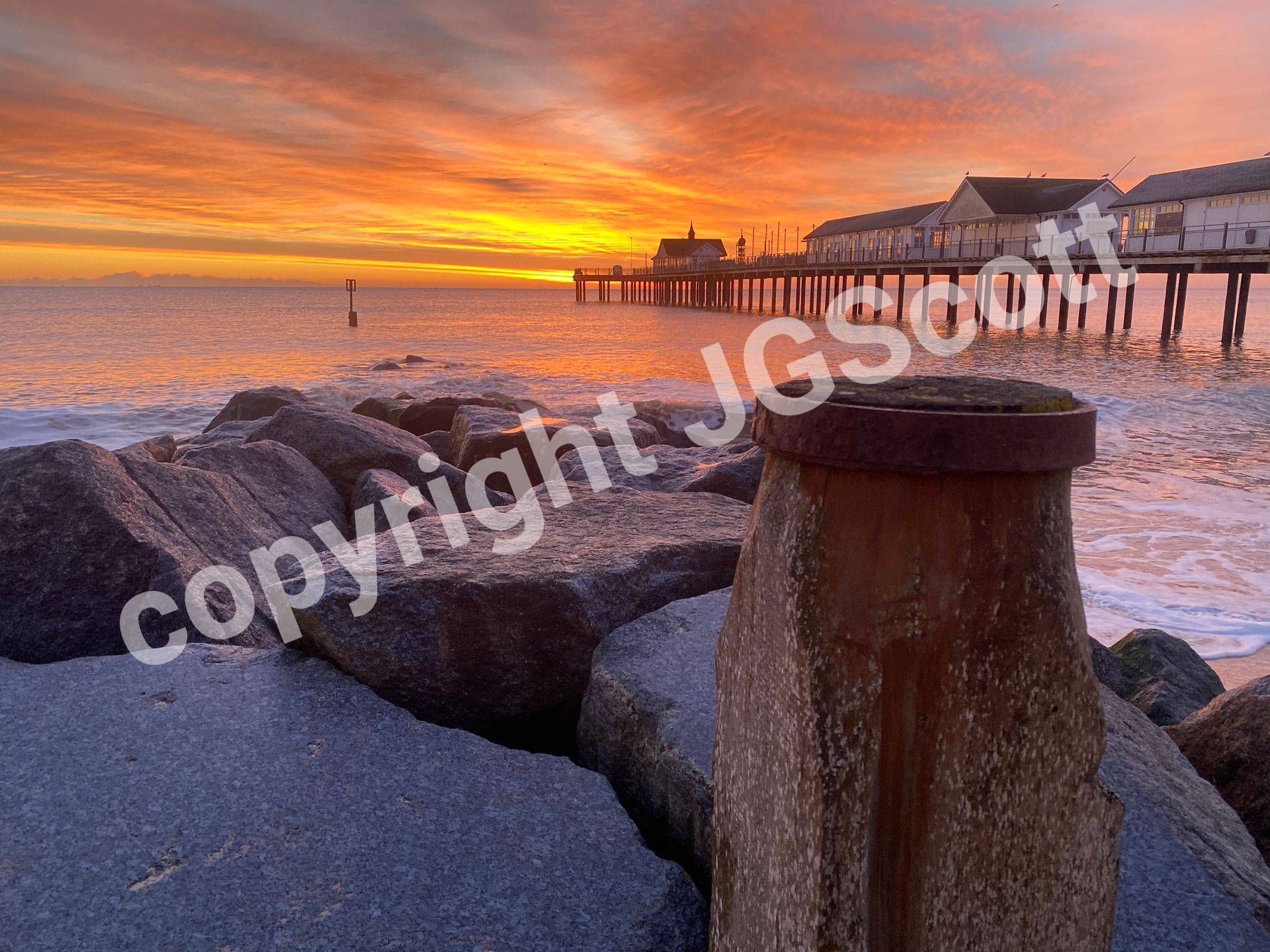 After work at ninedeli James photographs walk and eas