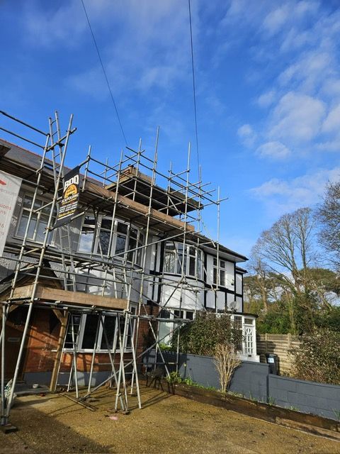 Experienced scaffolding team in Devon ensuring site safety and compliance