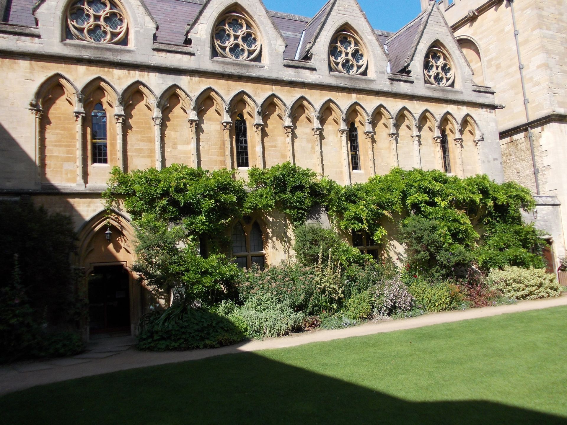 Exceter College: Fellows Garden