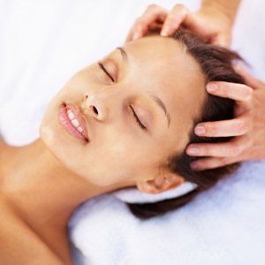 women receiving Head & Scalp Massage