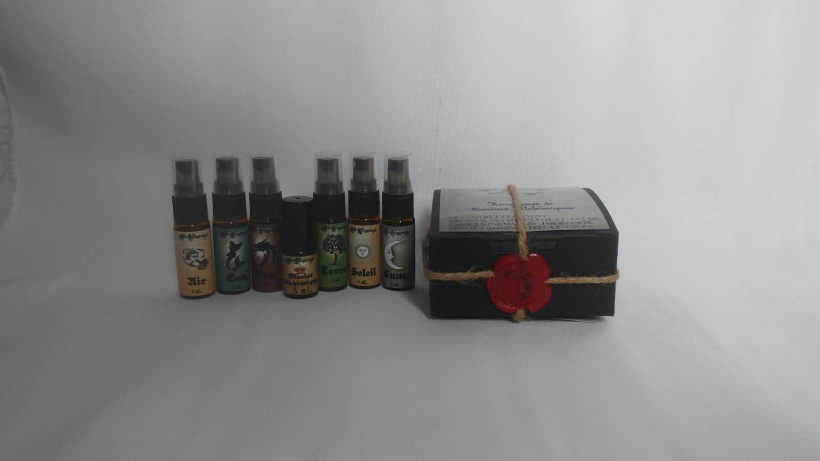 Le Coffret échantillons création de Geneviève Massé Jardin Sacré