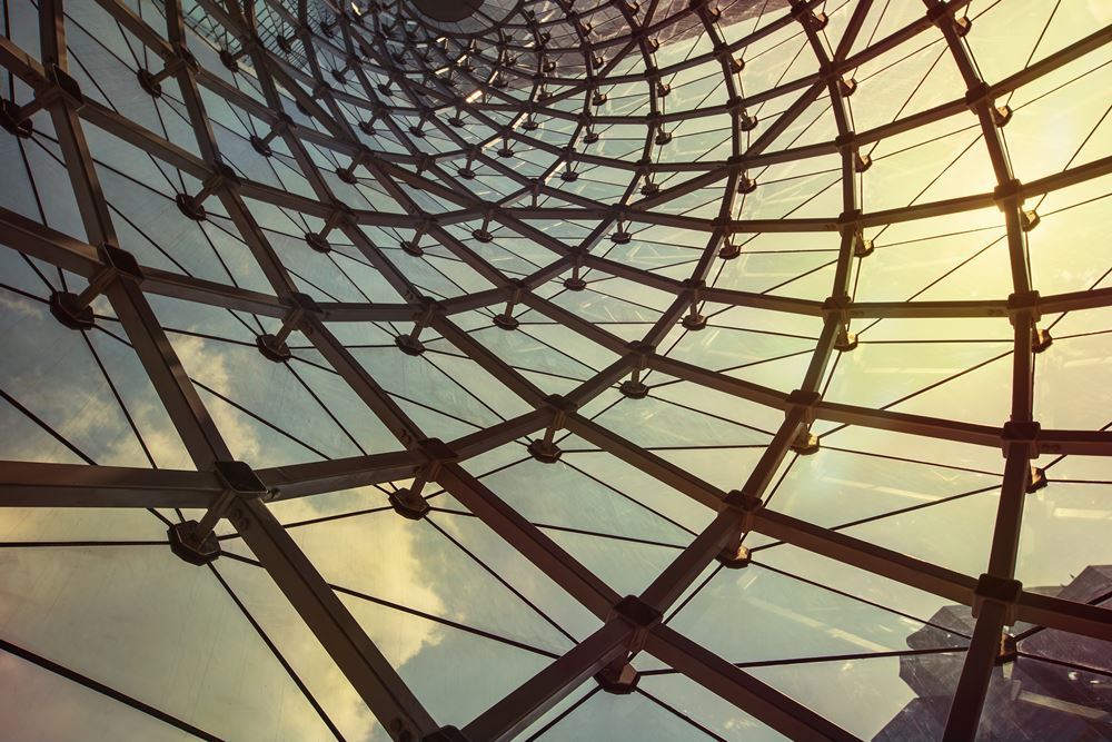 Creating structures through collaboration