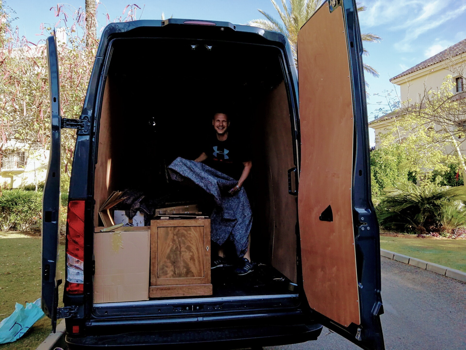 Loading up in Valgrande where we have a lot of valued clients!