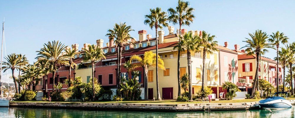 We are the local house removal experts for Sotogrande