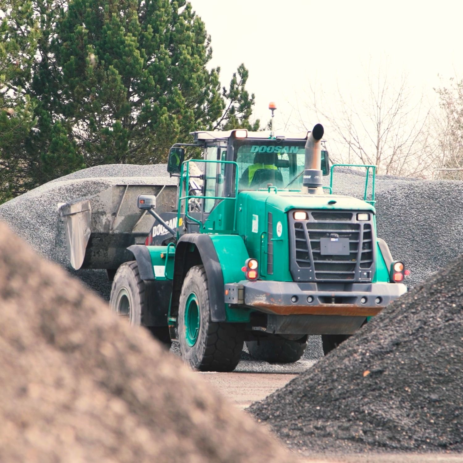 Vidéo d'entreprise pour Devaud TP produite par LA19.Agency