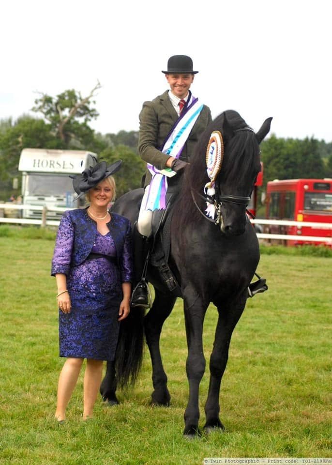 Ridden National Purebred Champion 2021, Sonny Hillier's Tjomme W (shown by Pete Saunders) also winner of our 2021 JRL Supreme Champion of Champions