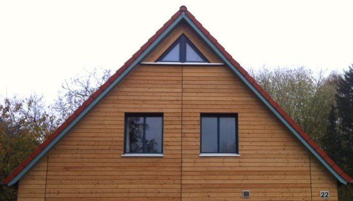 Wand, Fassade nachträglich isoliert Wärmedämmung Fassade aus Holz - CGG Dachdecker Zimmerei Tischler Oldenburg