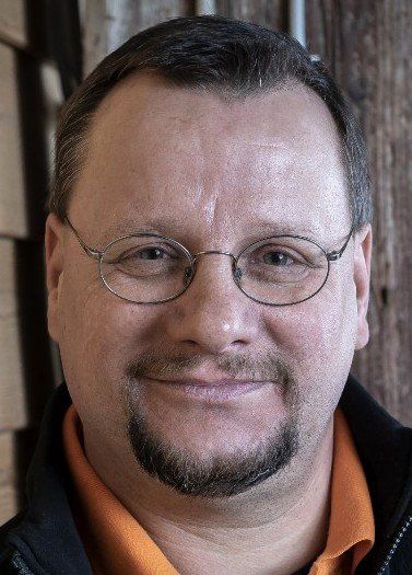 Thomas Berger - Zimmermann Tischler - Oldenburg Zimmermann, Thomas Berger, CGG Zimmerei, Dachdecker, Tischler, Fenster, Haustüren, Oldenburg