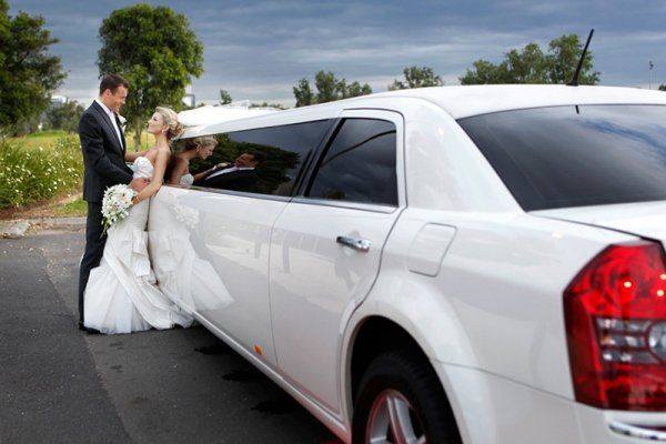 Chrysler 300C Limo Wedding Hire