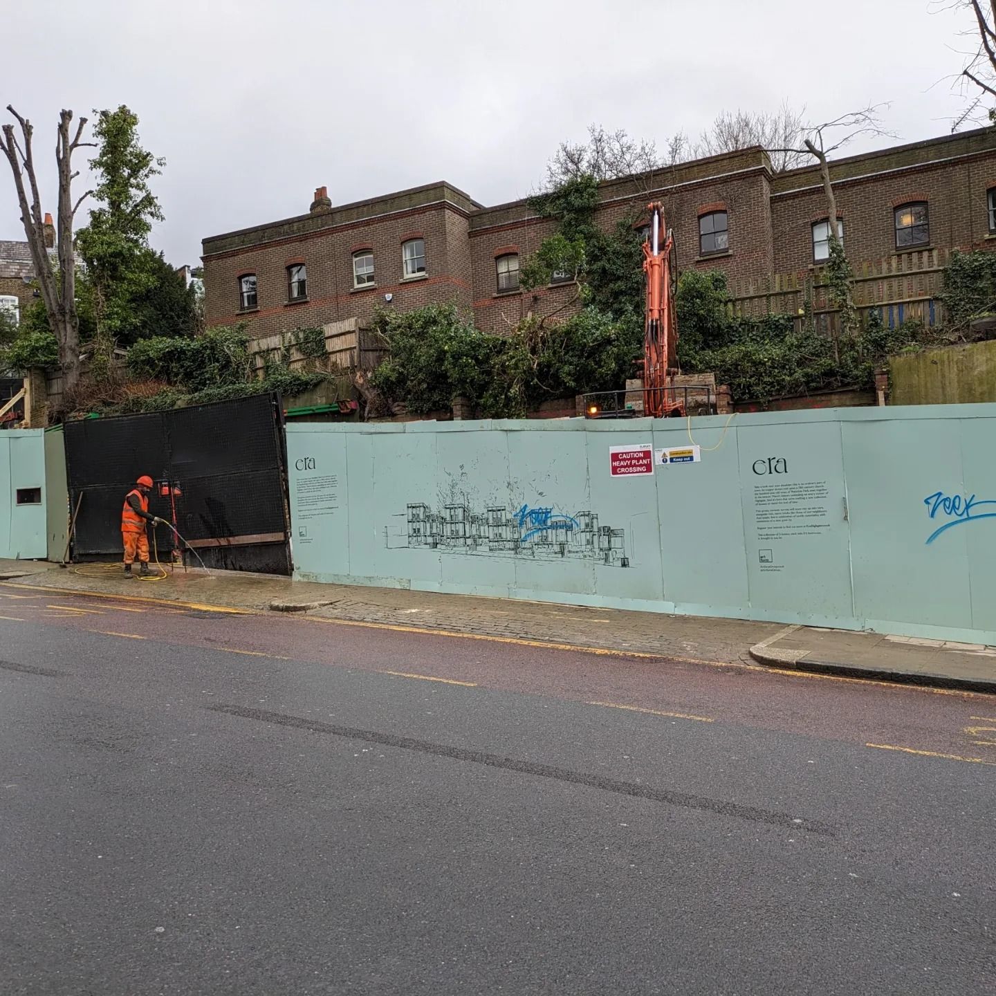 Building Site Hoarding Company London