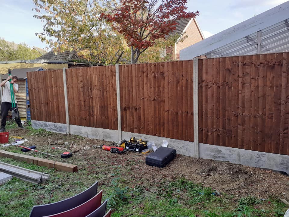 Fencing Contractors