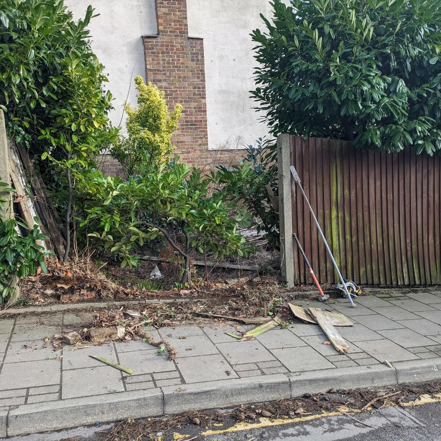 Fence Repair Company London