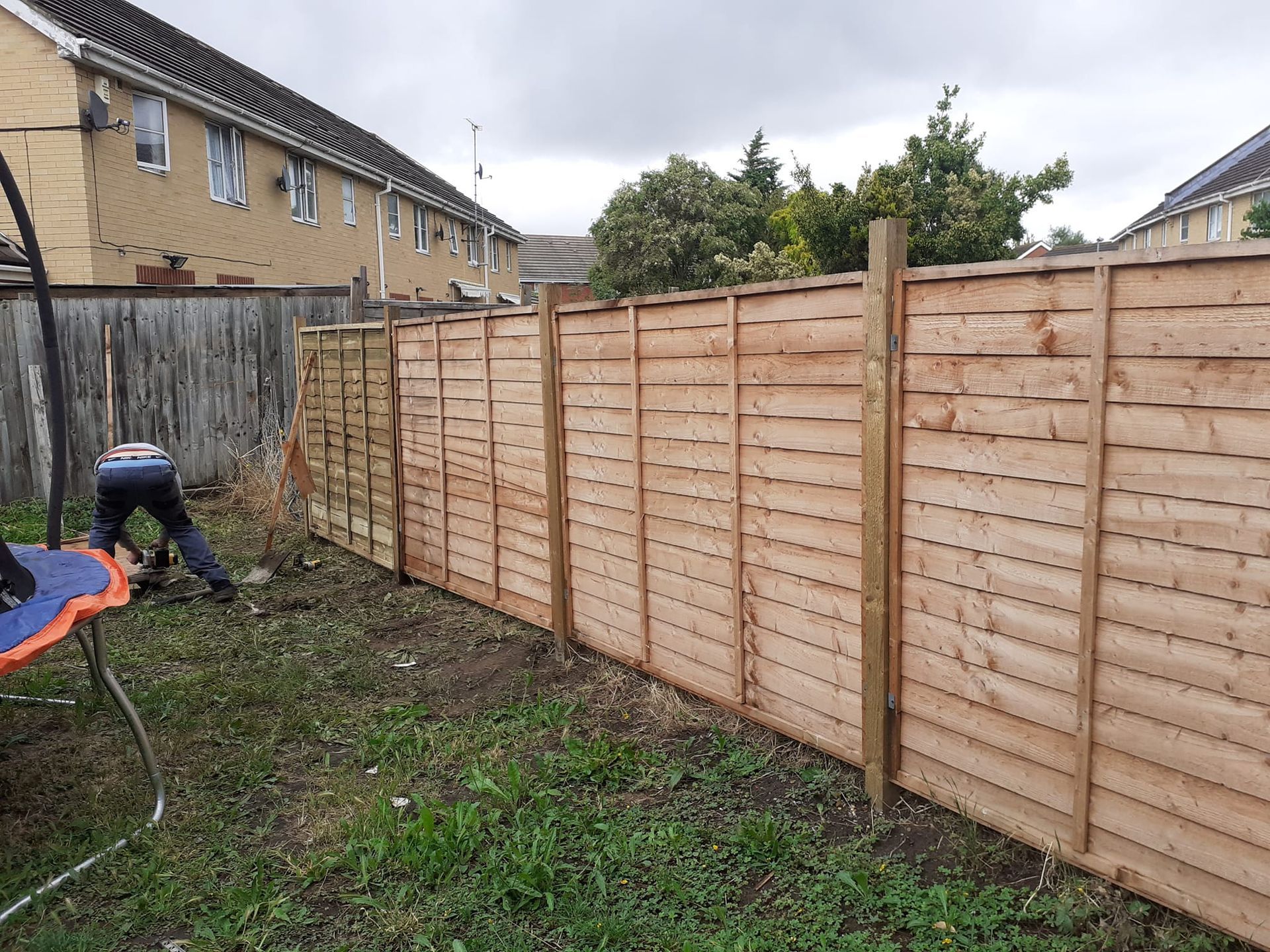 Do you need planning permission for a 2 metre fence?