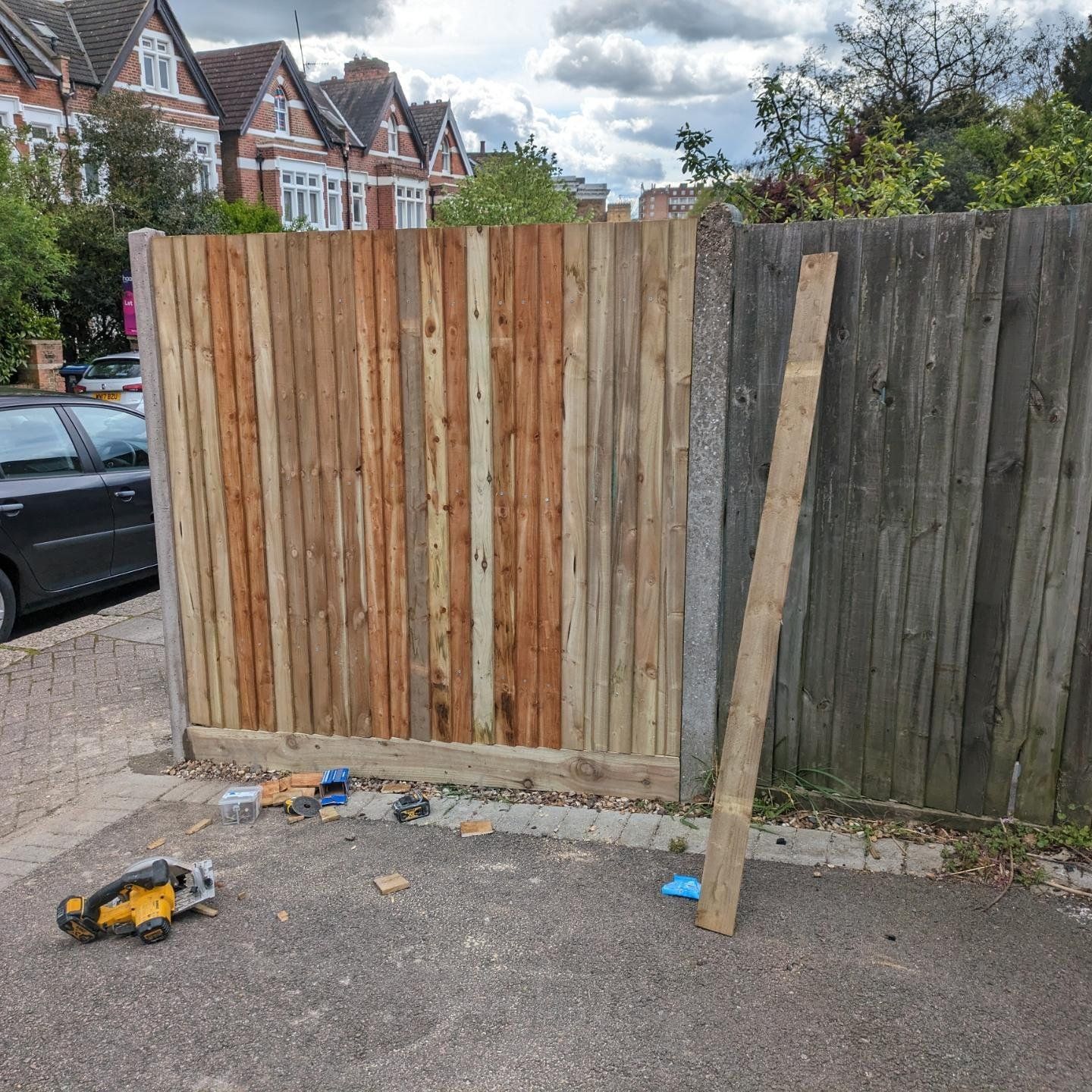 Feather Edge Installation