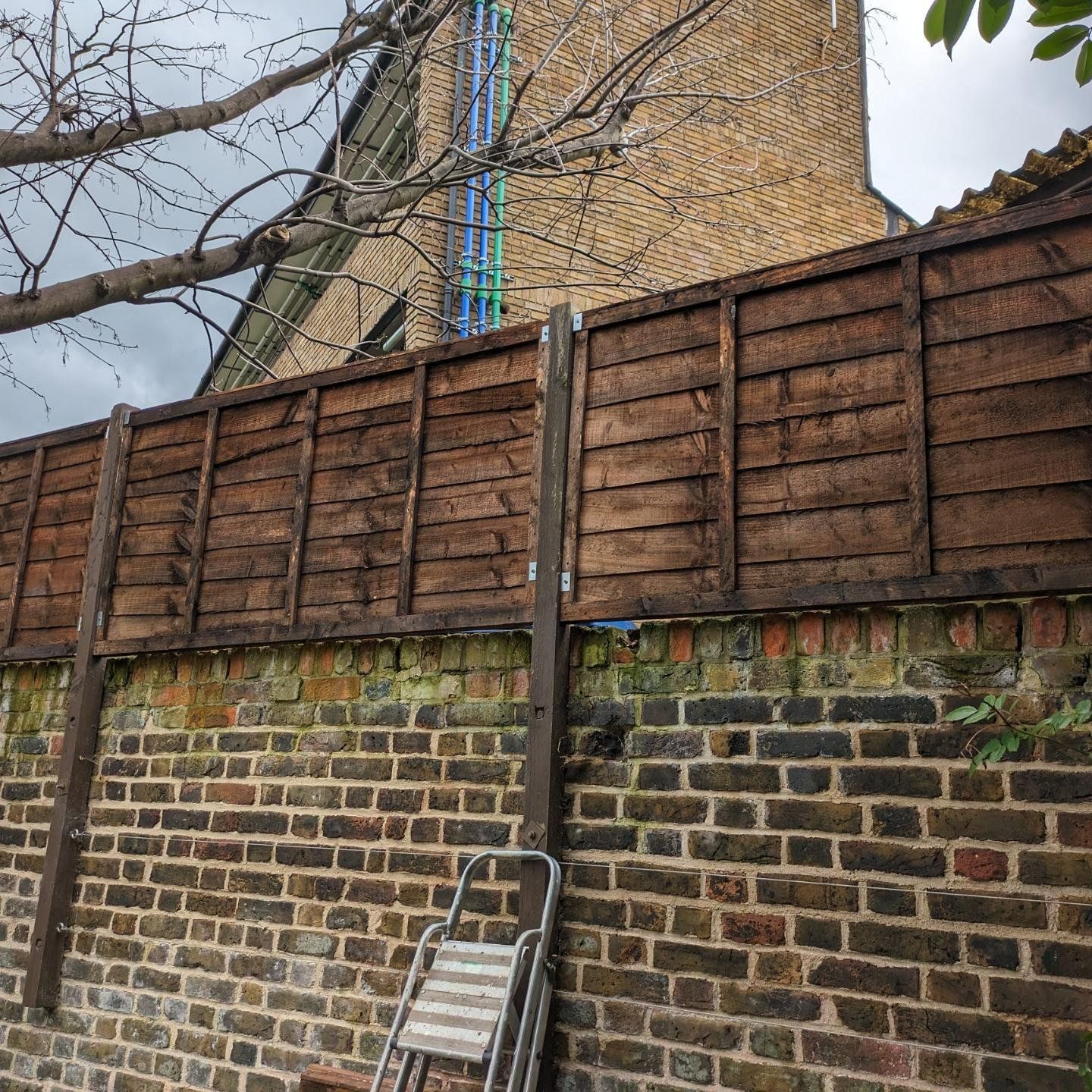 Fencing Contractors London