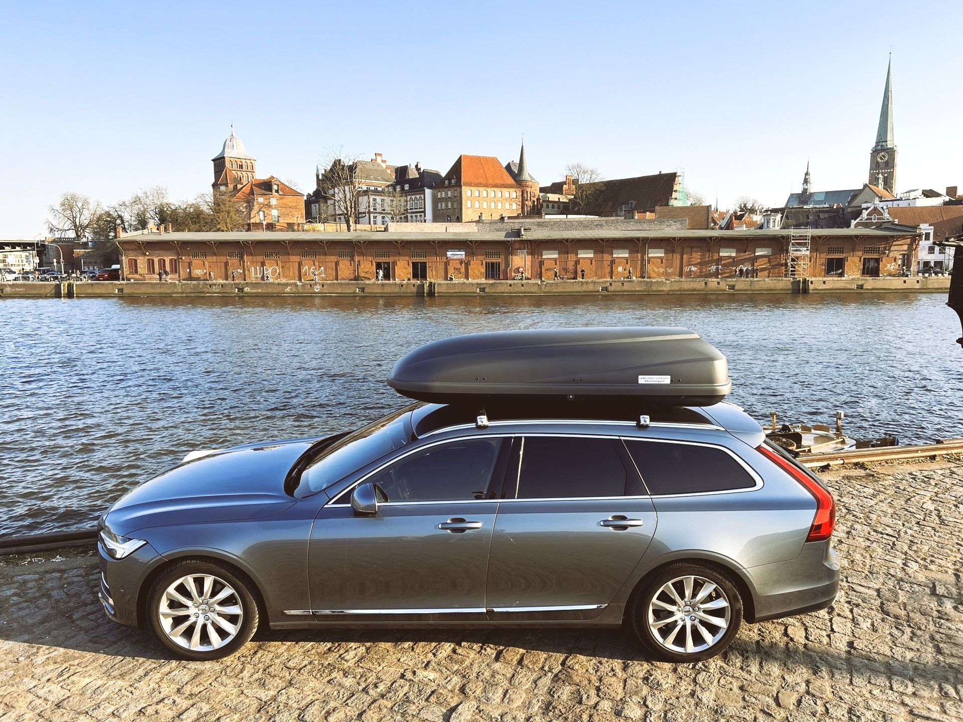 Große Dachbox Mieten Leihen Verleih Lübeck W&W Vermietung