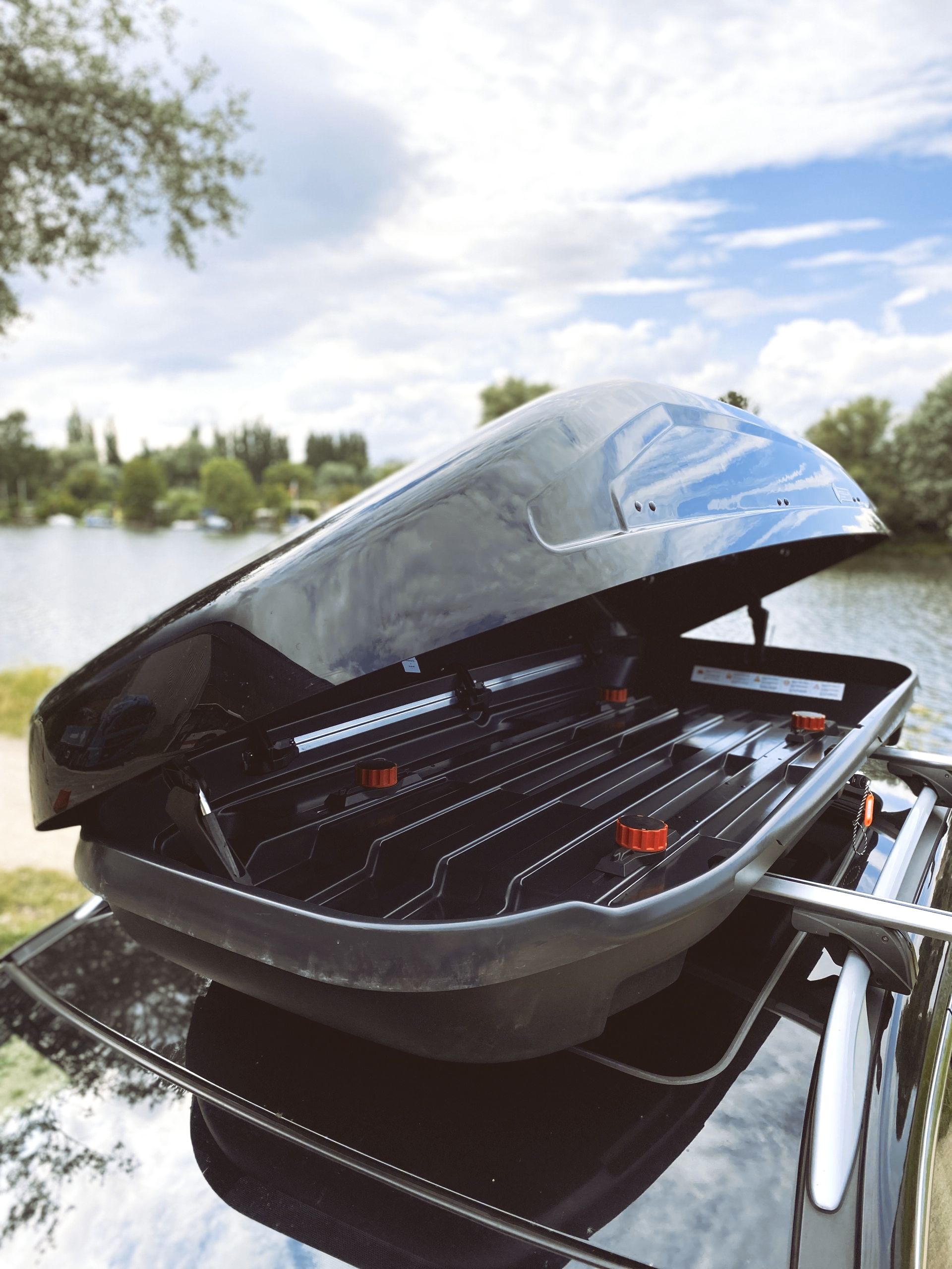 Dachbox schwarz Mieten Leihen Verleih Lübeck W&W Vermietung