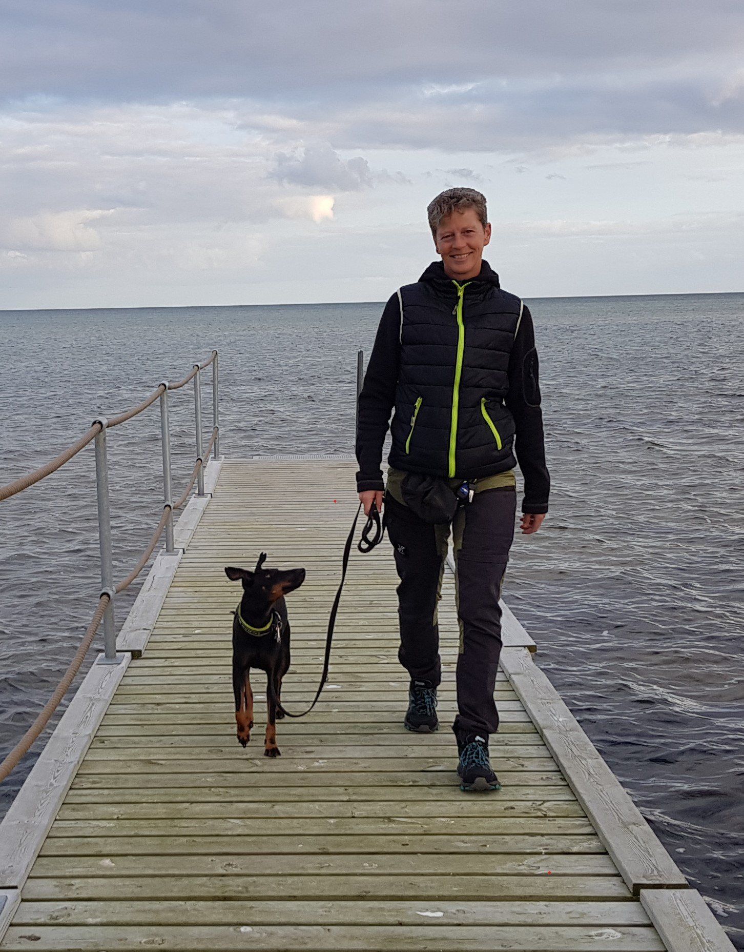 Leinenführigkeit Andrea mit Momo Basic Kurs Leinenführigkeit Hundeschule TeutoPfoten