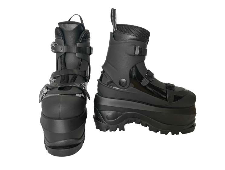 anti mine boots,  protective boots,




