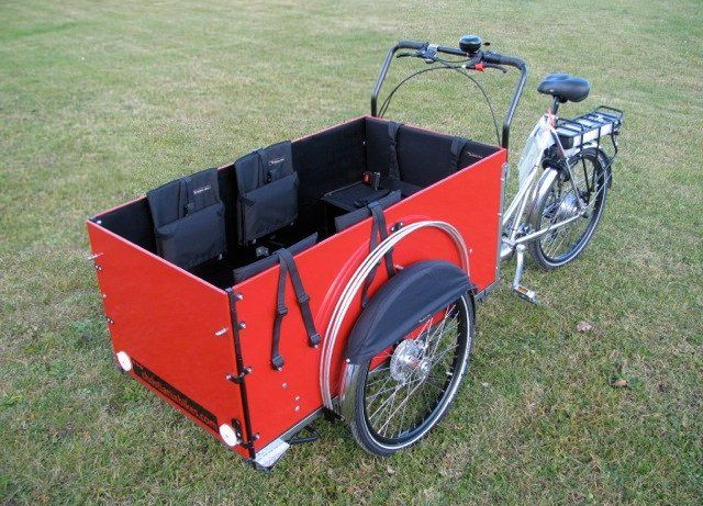 Kindertransporter für KITA, TAGESMUTTER, KINDERGARTEN: Christiania Bikes MODELL CLASSIC LONG - für bis zu 6 Kinder