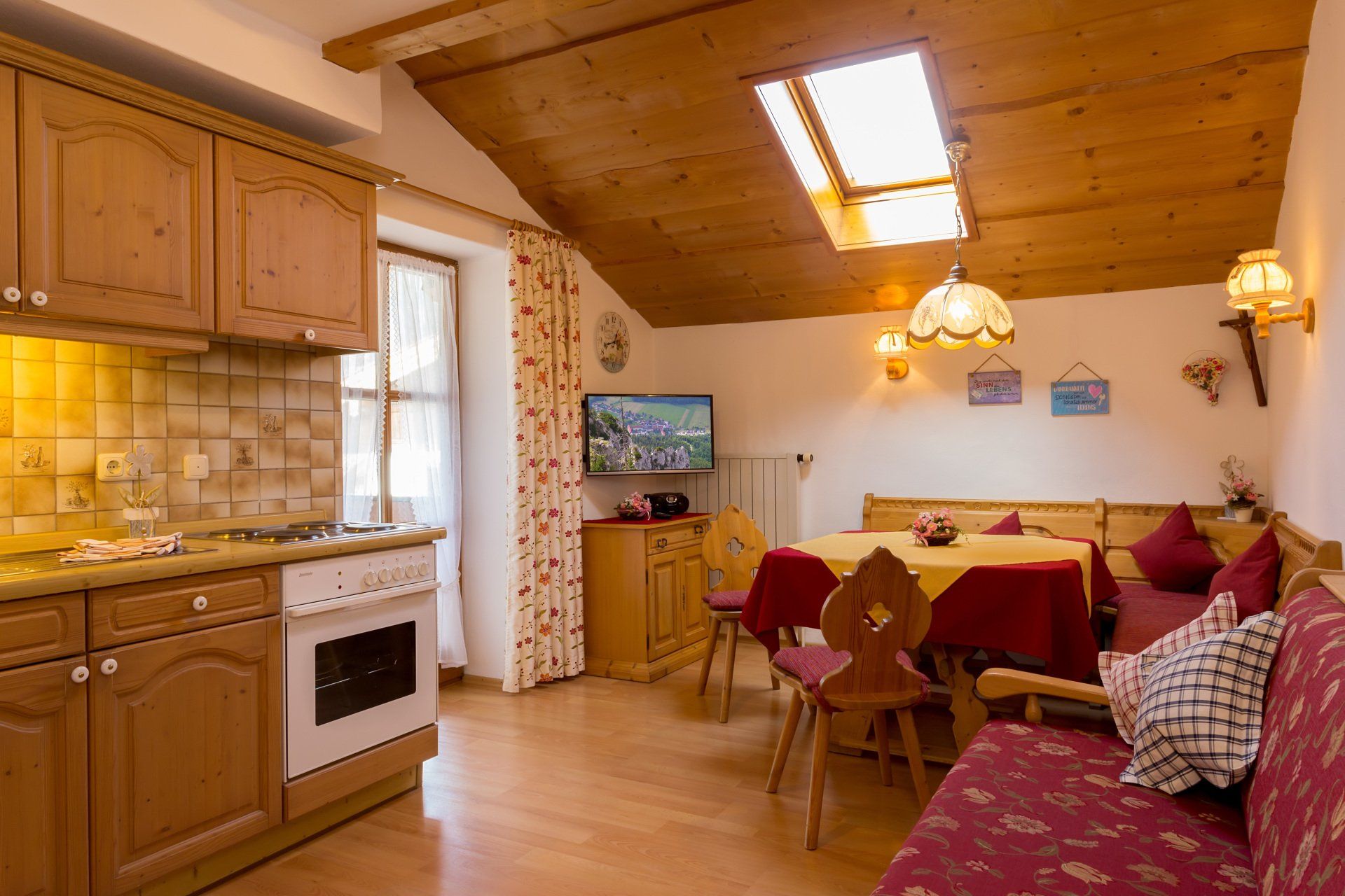 Ferienwohnung Kofelblick - Wohnküche Ferienwohnung Kofelblick - Wohnküche