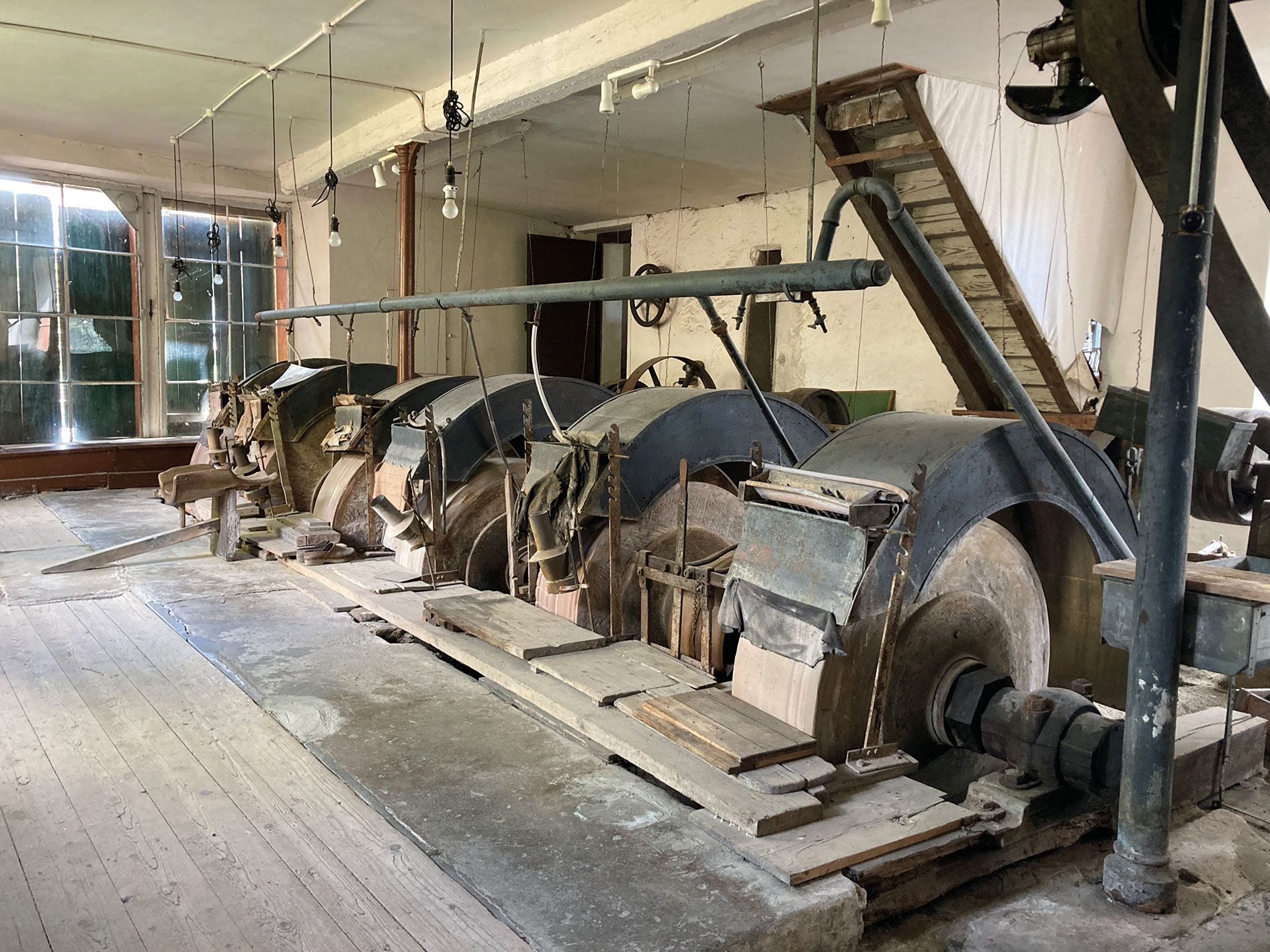 Schleiferei Wintermantel vor 1900 Edelsteinschleiferei Denkmal AlteSchliffi