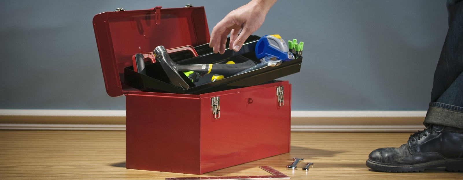 Klein Reparaturen von Hausmeisterservice Offenburg Hausmeisterservice Offenburg führt auch kleinere Reparaturen aus.