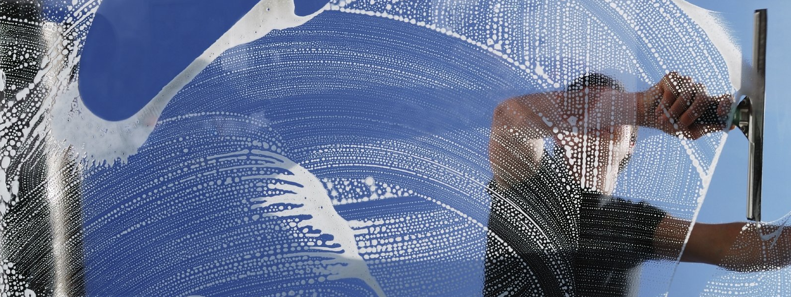 Glas- und Fensterreinigung von Hausmeisterservice Offenburg Fensterreinigung Offenburg