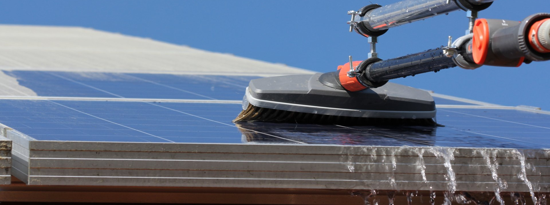 Photovoltaikreinigung Amin Dienstleistungen Reinigung von Photovoltaikanlagen in Offenburg, Lahr, Kehl und Umgebung von Amin Dienstleistungen