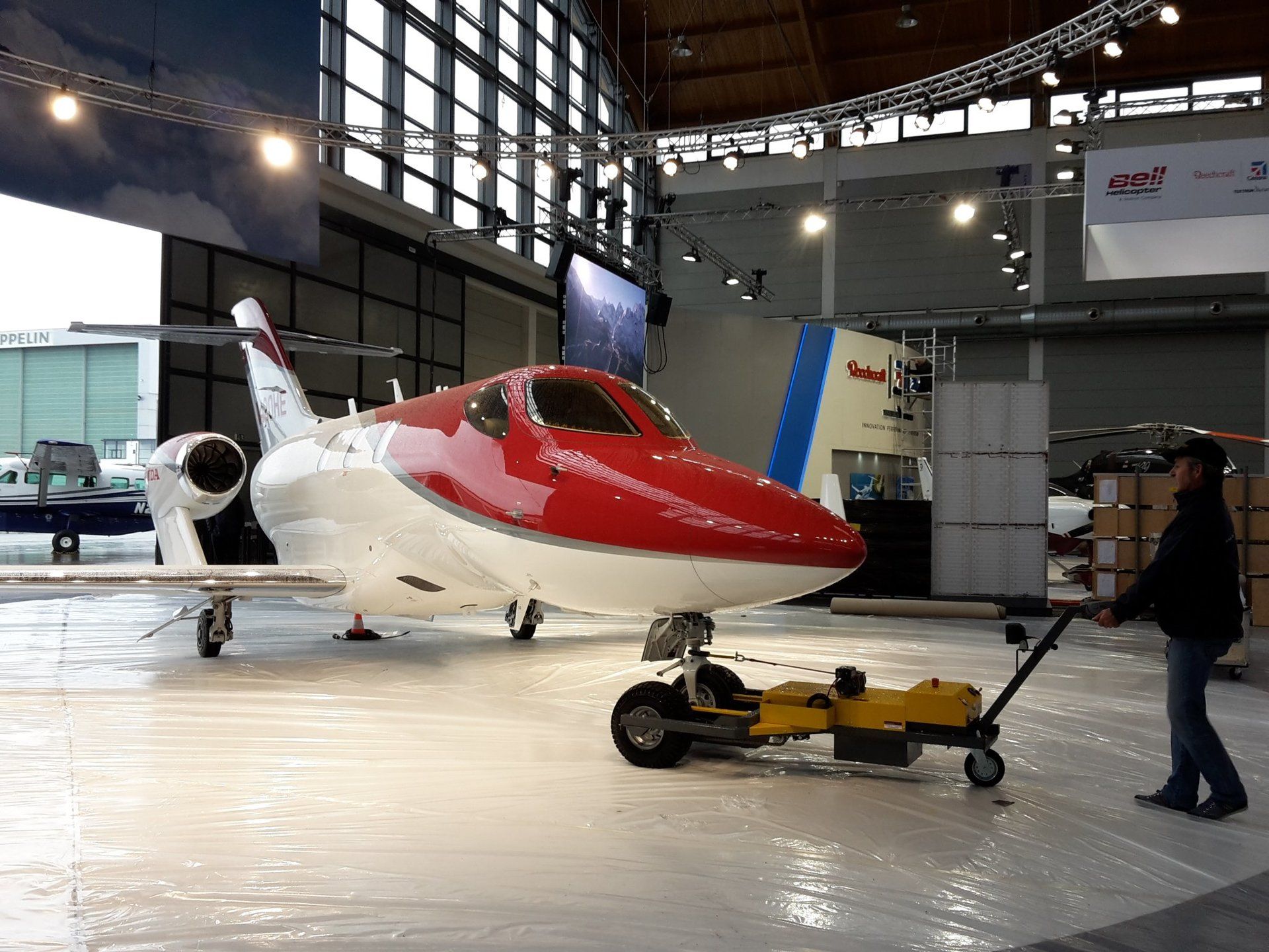 FLT 52 EW electro with Hondajet