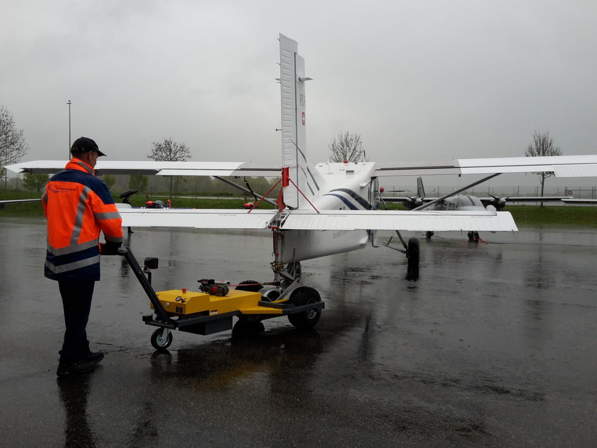 FLT 52 ele mit Pilatus PC6