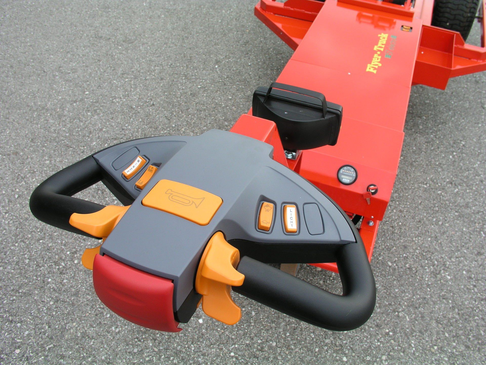 FLT 57 electro Deichselsteuerkopf