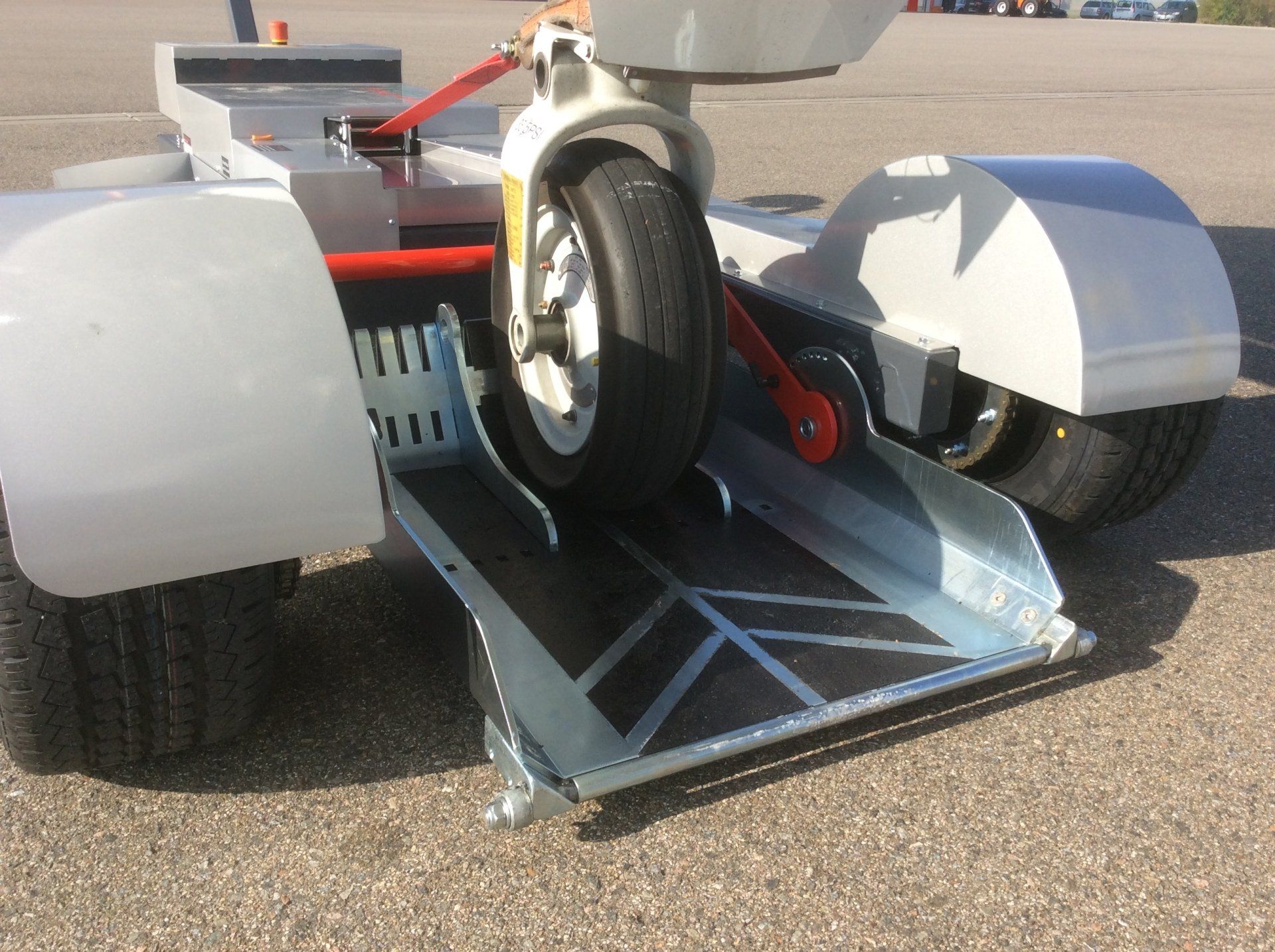 FLT 120 electro Aufnahme mit Einzelfahrwerk