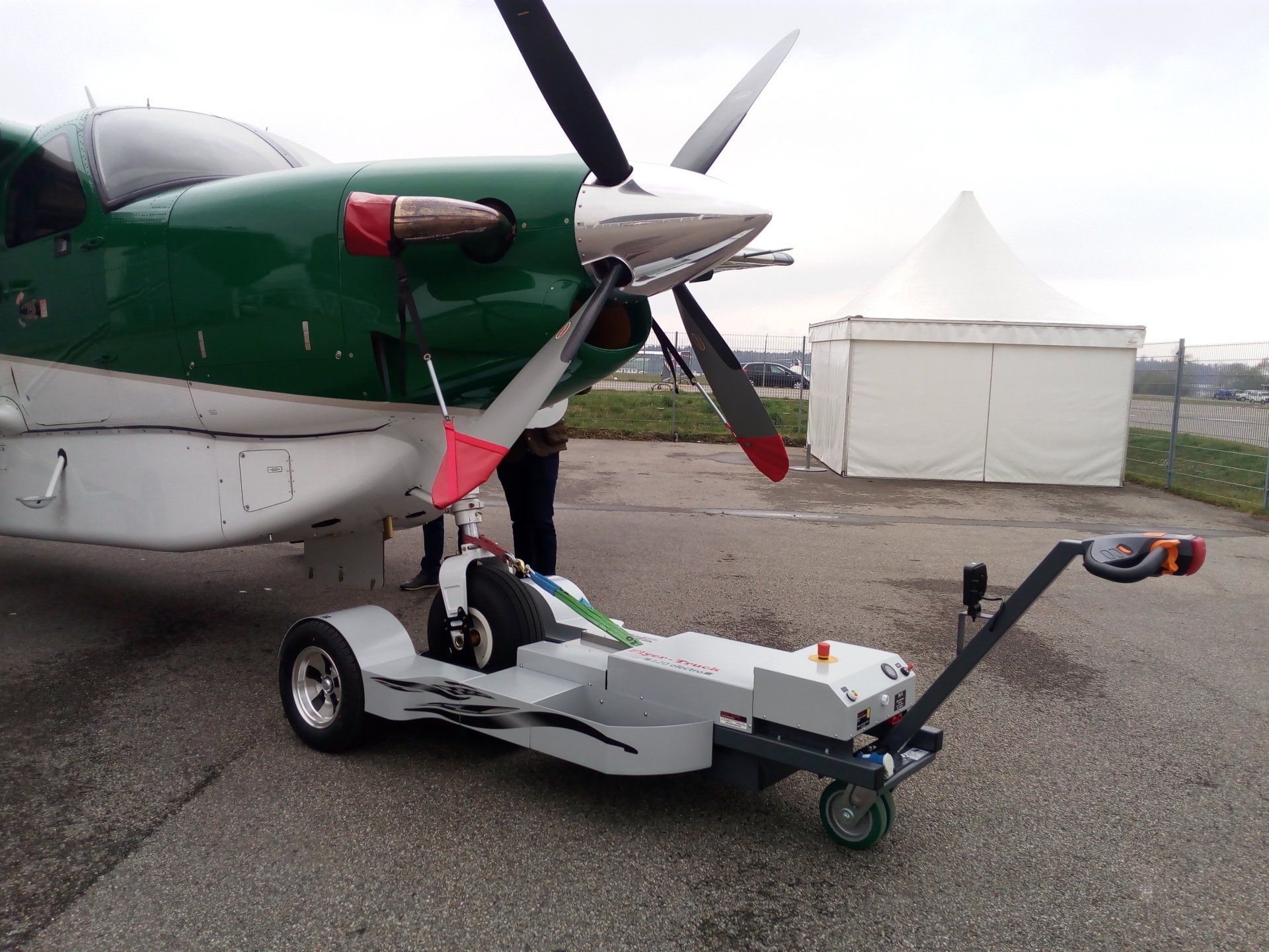 FLT 120 electro mit einer Quest Kodiak